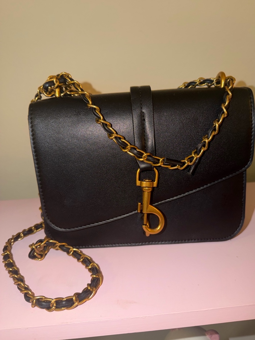 Steve Madden Black Crossbody with Gold Chain and Hook